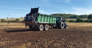 Знак качества, ОДОБРЕННЫЙ DLG, присвоен универсальному разбрасывателю Brantner TA 24078 Power-Spread pro с разбрасывающим устройством CSP2-2