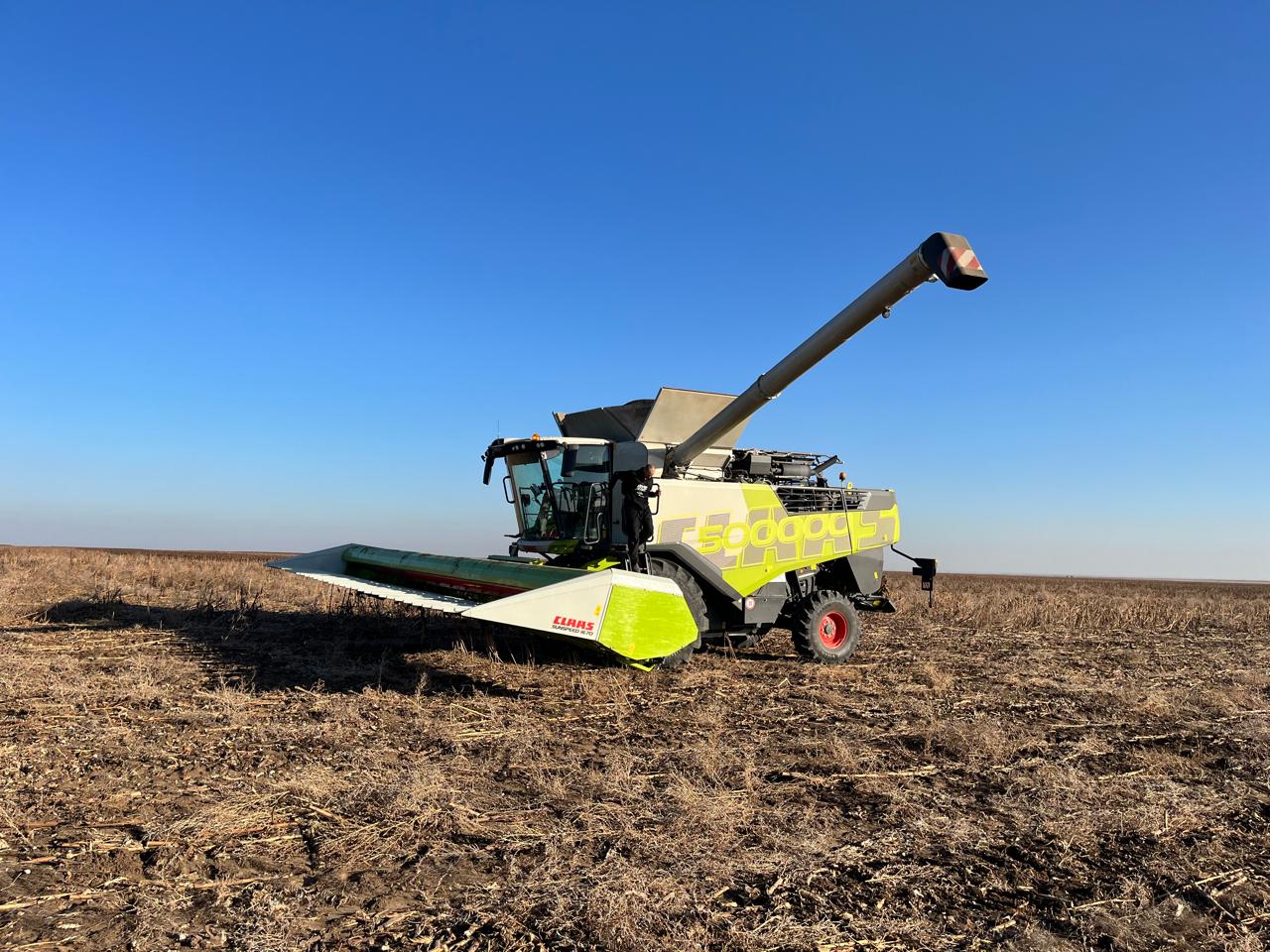 CT AGRO представляет результаты полевых испытаний  CLAAS TRION 730