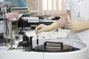 ФГБУ «ВГНКИ» и НИИ антимикробной химиотерапии запустили совместный проект по обмену данными об устойчивости бактерий к антибиотикам