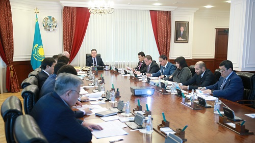 Премьер-Министр РК А. Мамин провел совещание по вопросам развития животноводства