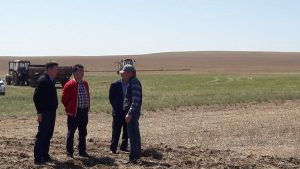 Весенние полевые работы идут по графику в Карагандинской области