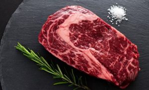 В Акмолинской области увеличат объемы выпуска мраморной говядины